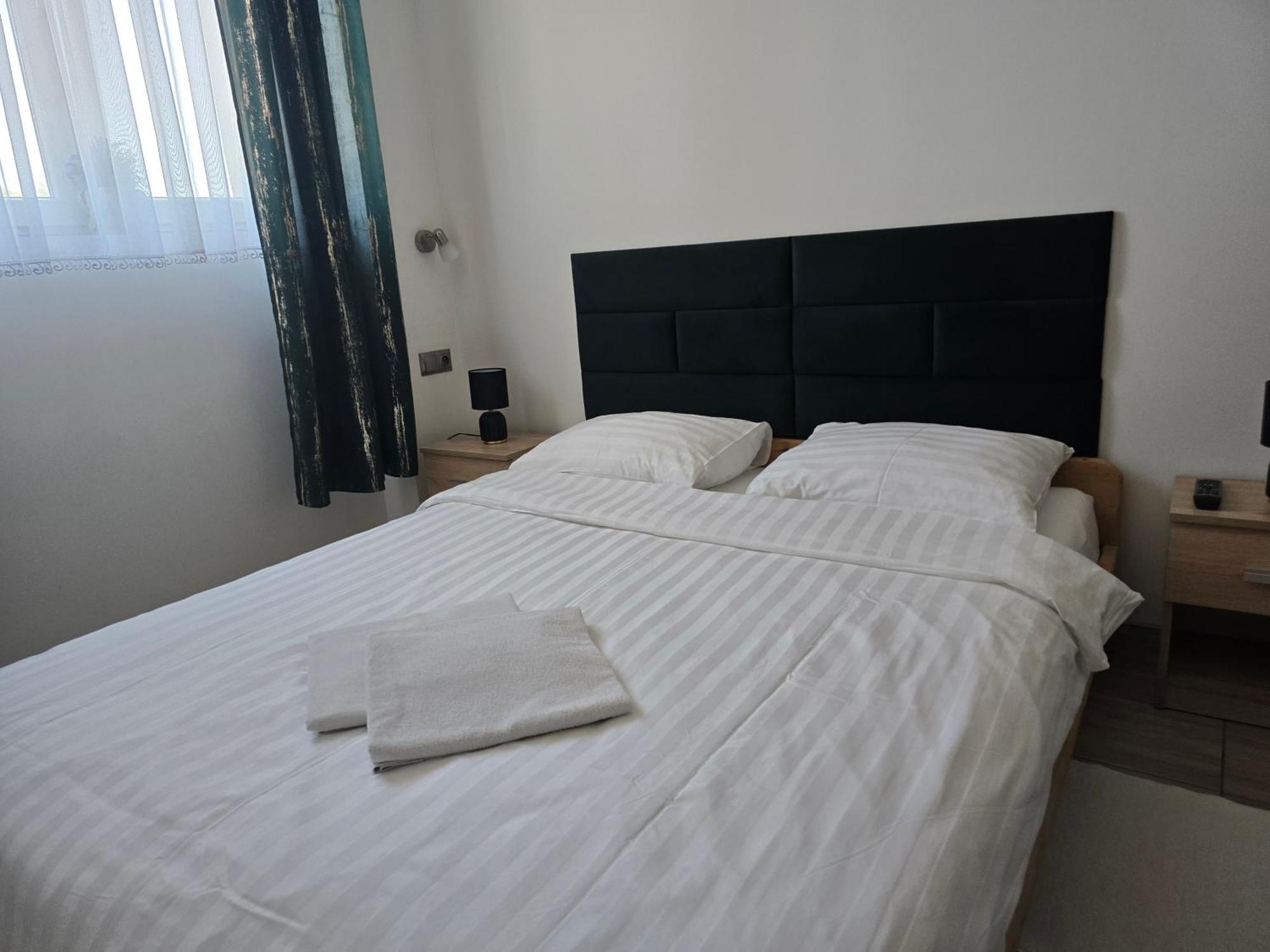 Motel I Restauracja "Pod Baszta" Naglowice ภายนอก รูปภาพ